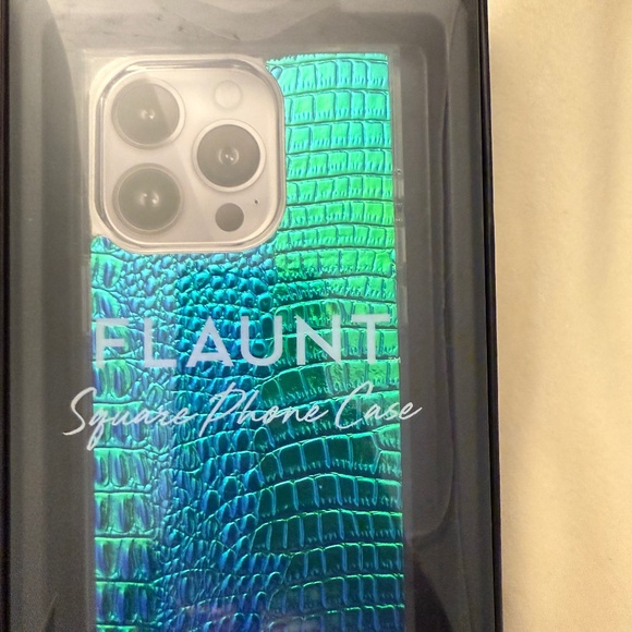 Phone Case iPhone - Picture 1 of 1